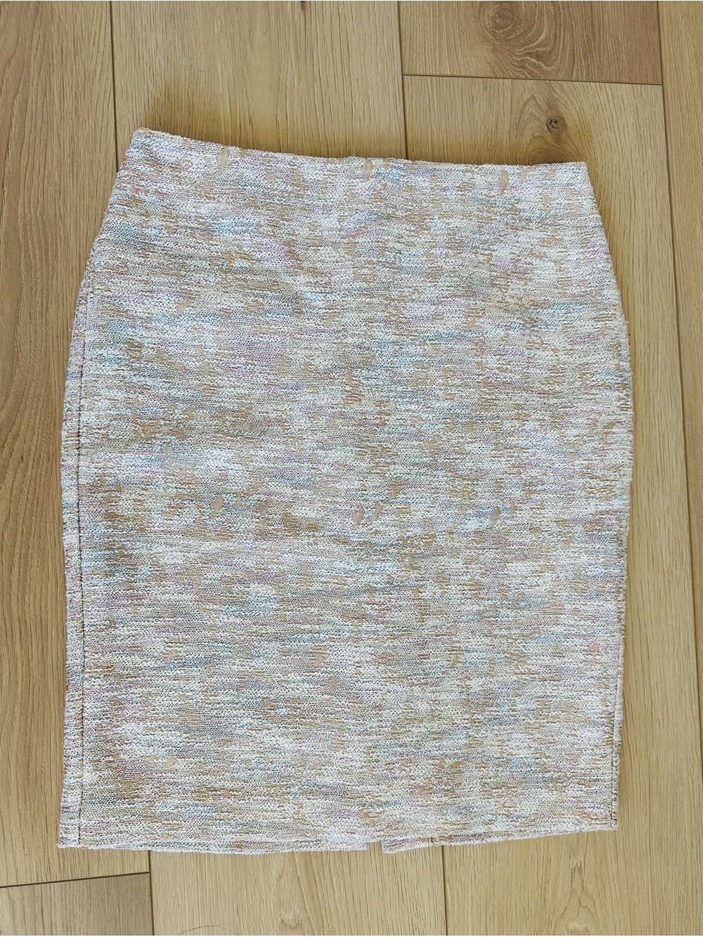 Ann Taylor Factory Tweed Pencil Skirt in Soft Pink and Cream